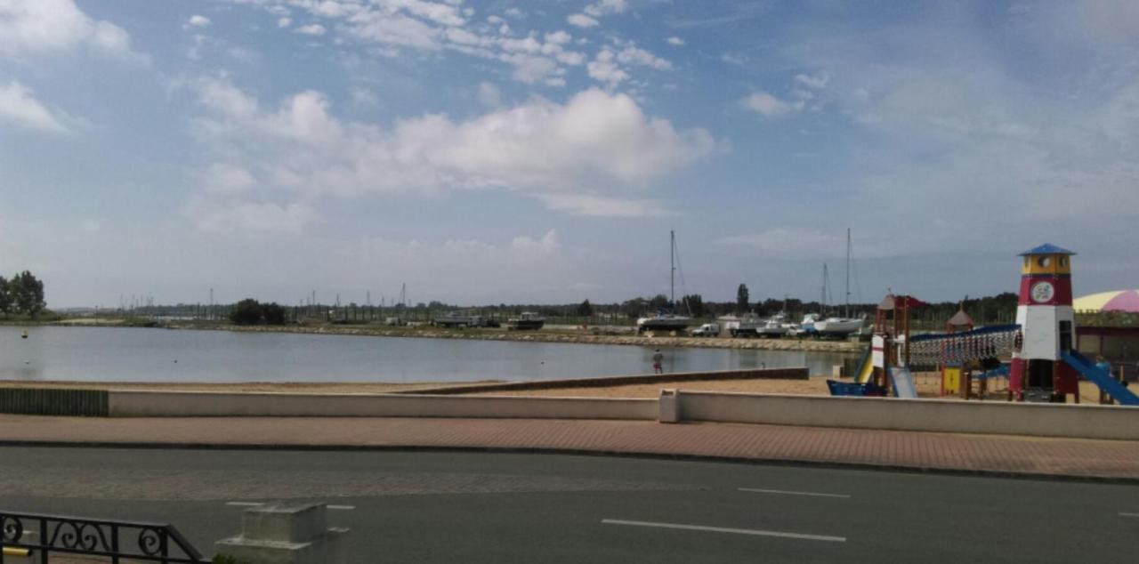 Maison De Vacances Face Plan D'Eau Classee La Faute-sur-Mer Eksteriør billede